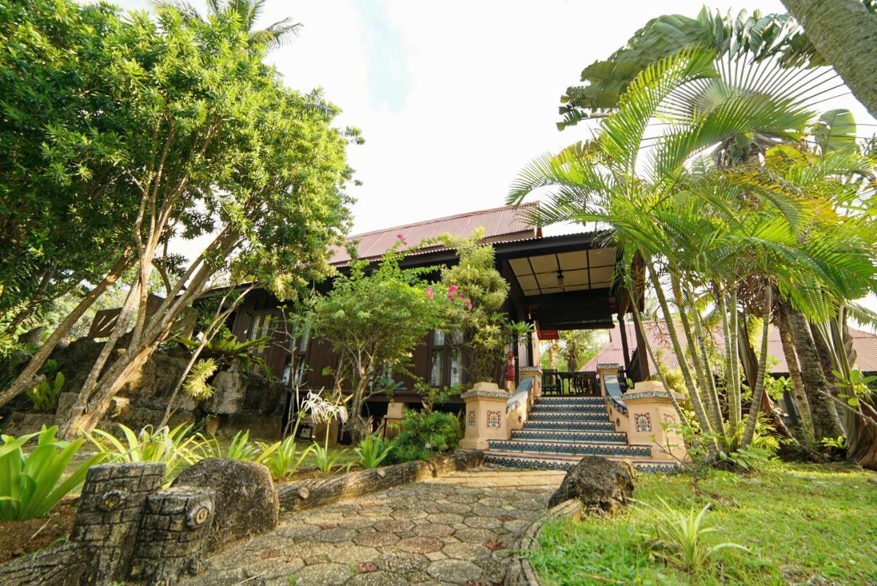 Vivilla By Holiday Villa Cherating Kültér fotó